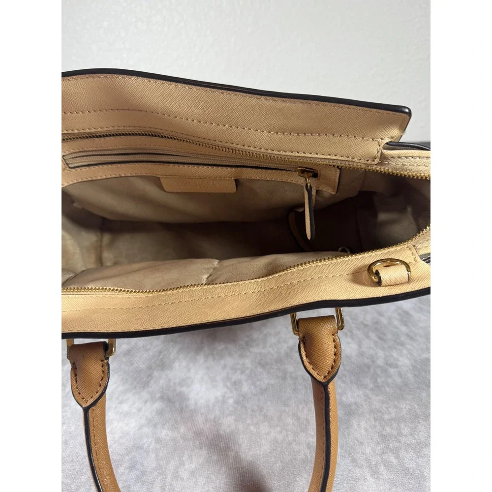Michael Kors Selma Medium Satchel Bag Cream Tan White Saffiano Leather Handbag